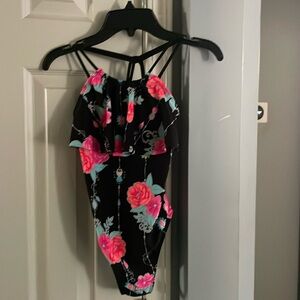 Wonder nation Girls swimsuit size10-12 black floral T back, double strap  1piece